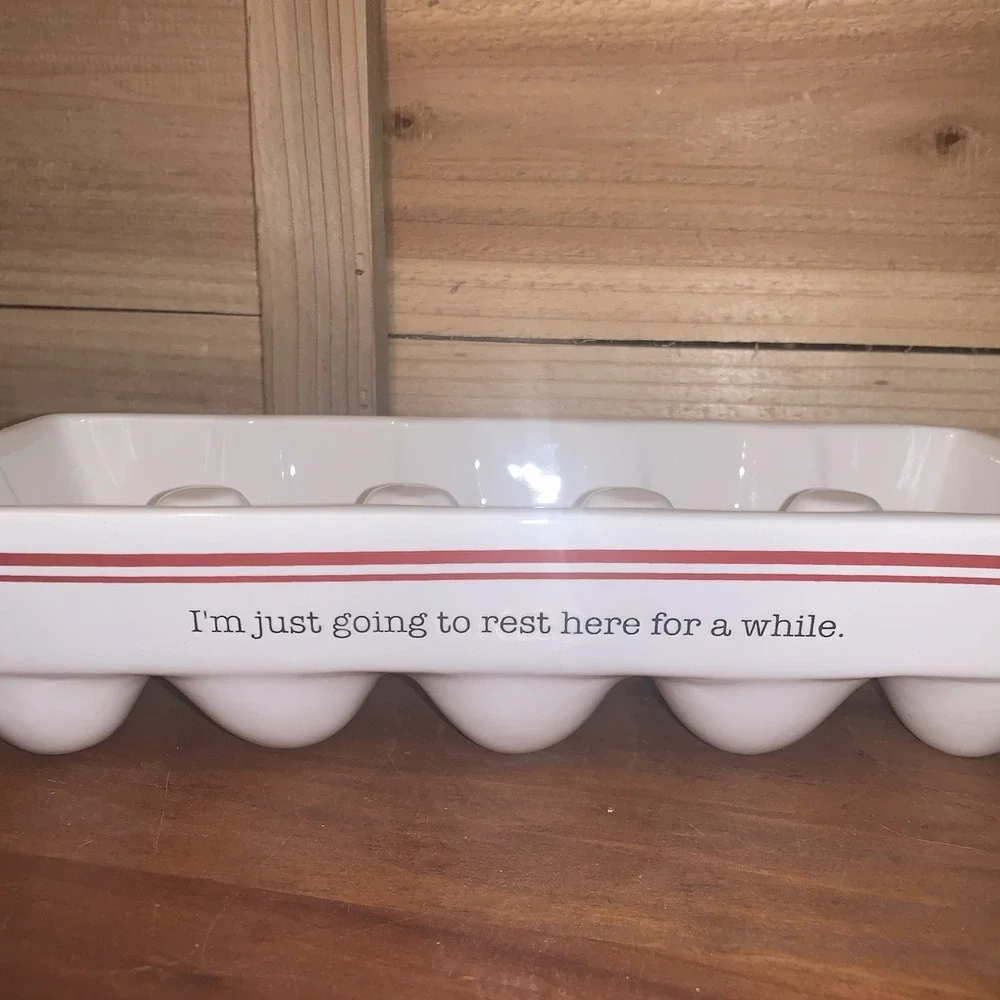 White Ceramic Egg Crate Holder 10 Count Porcelain Carton Farmhouse Kitchen Decor